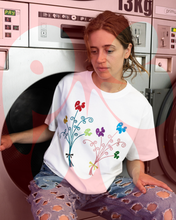 2 SPARKLY BOUQUETS ON CRISP WHITE SHORT SLEEVE T-SHIRT (REGULAR FIT)