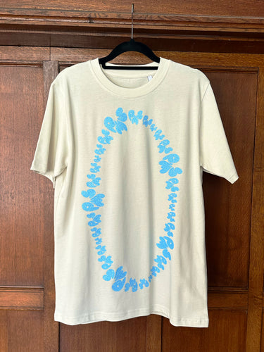 BRIGHT LIGHT BLUE GLITTER OVAL ON OFF-WHITE T-SHIRT (SIZE XS REGULAR FIT)