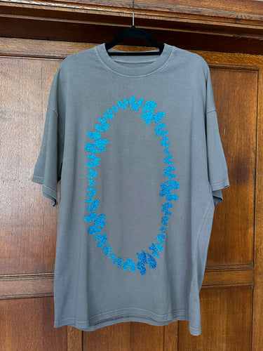 AQUA BLUE GLITTER OVAL ON BLOCK GREY T-SHIRT (SIZE XS OVERSIZED BOXY FIT)