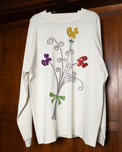 BIG BOUQUET SPARKLES ON OFF-WHITE LONG SLEEVE T-SHIRT (SIZE M OVERSIZED FIT)