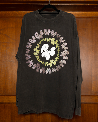 GIANT GLITTER CIRCLE ON WASHED BLACK LONG SLEEVE T-SHIRT (SIZE M OVERSIZED FIT)