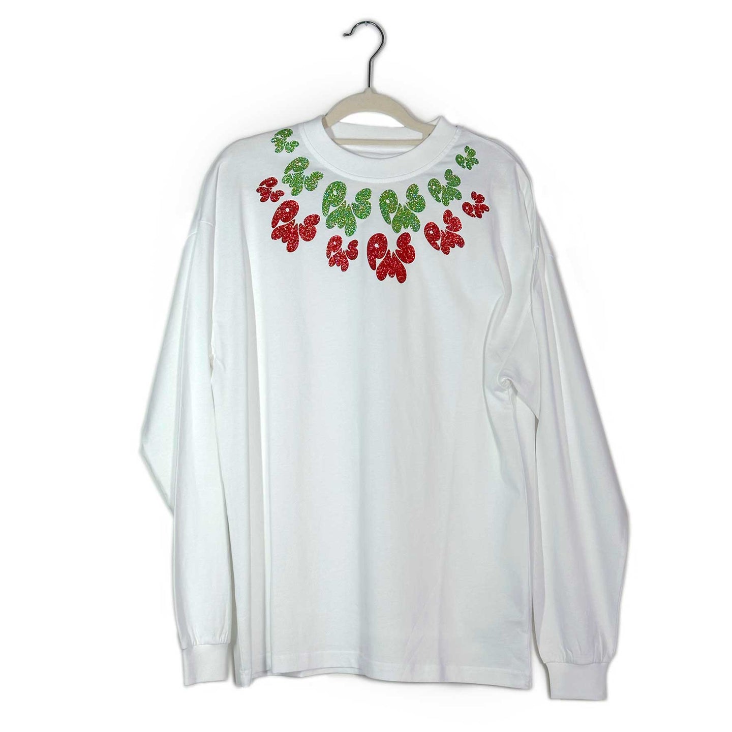 GREEN AND RED GLITTER NECKLACE ON WHITE LONG SLEEVE T-SHIRT (SIZE XS OVERSIZE FIT)